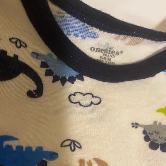 onesies white dinosaursbaby boy 6-9m